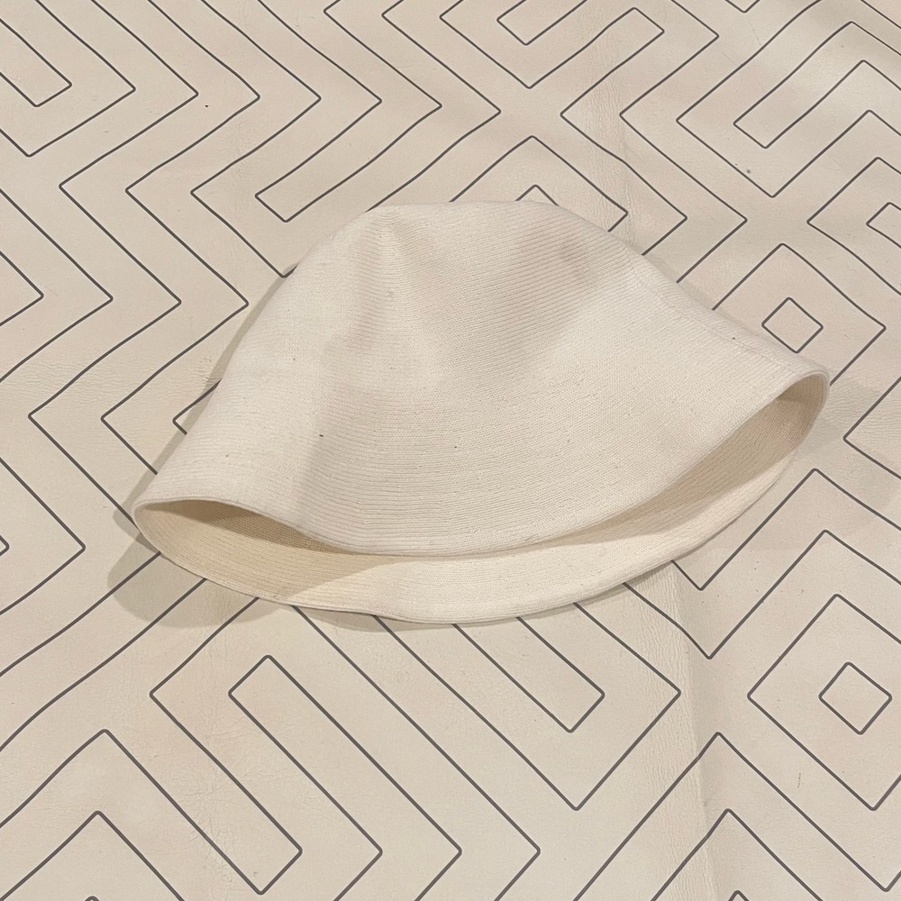 H&M Ivory Bucket Hat